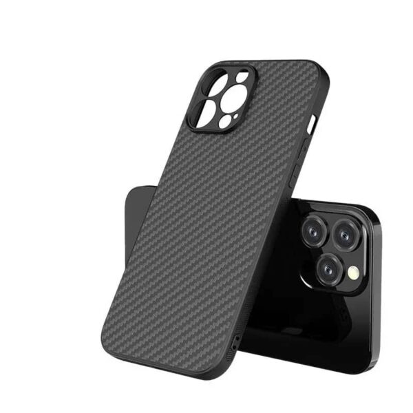 iPhone 15 - Carbon-Optik Etui, schwarz