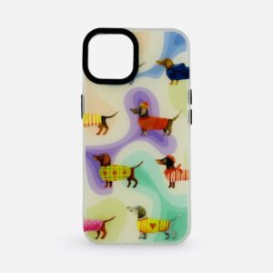 iPhone 16 Pro - Diversi bassotti con vestiti carini e sfondo colorato